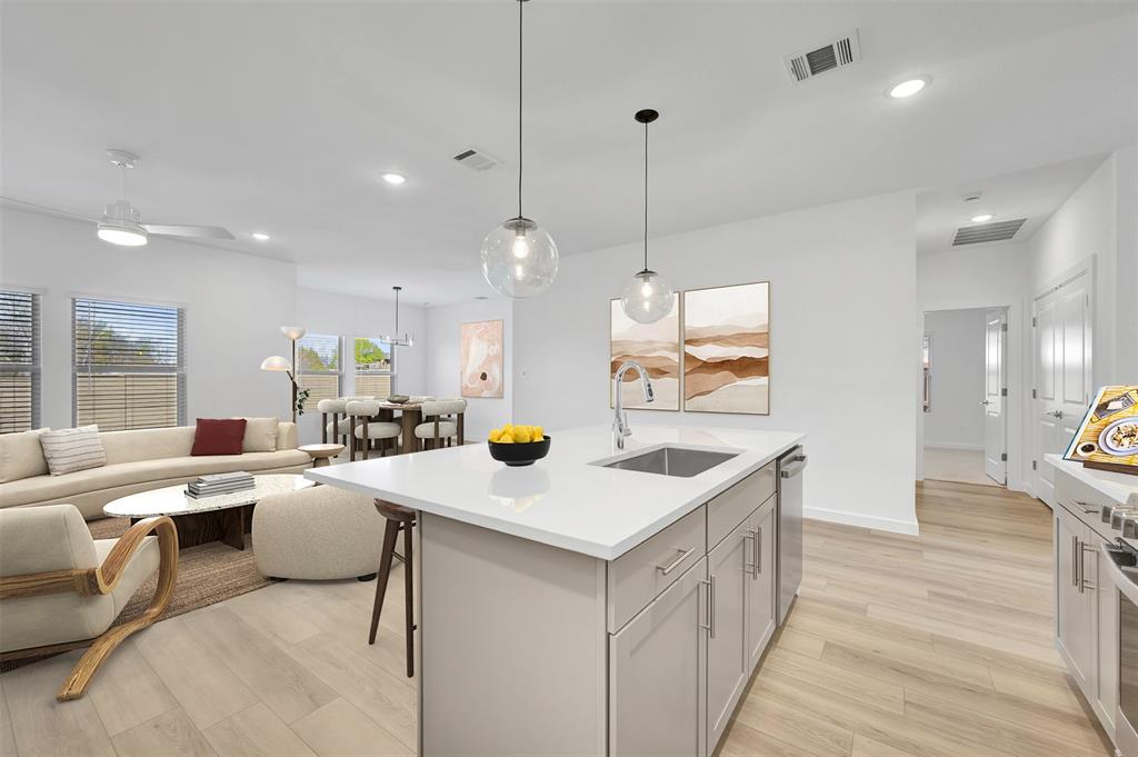 Reunion - Residential