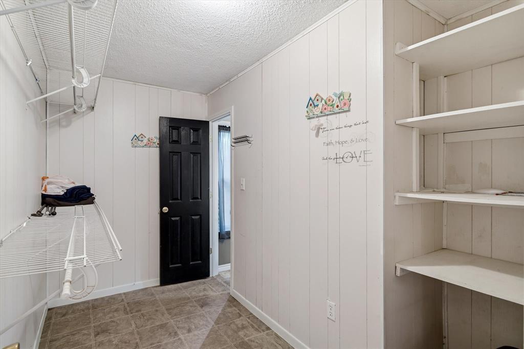 ABST: 200, SUR: W M DRODDY - Residential