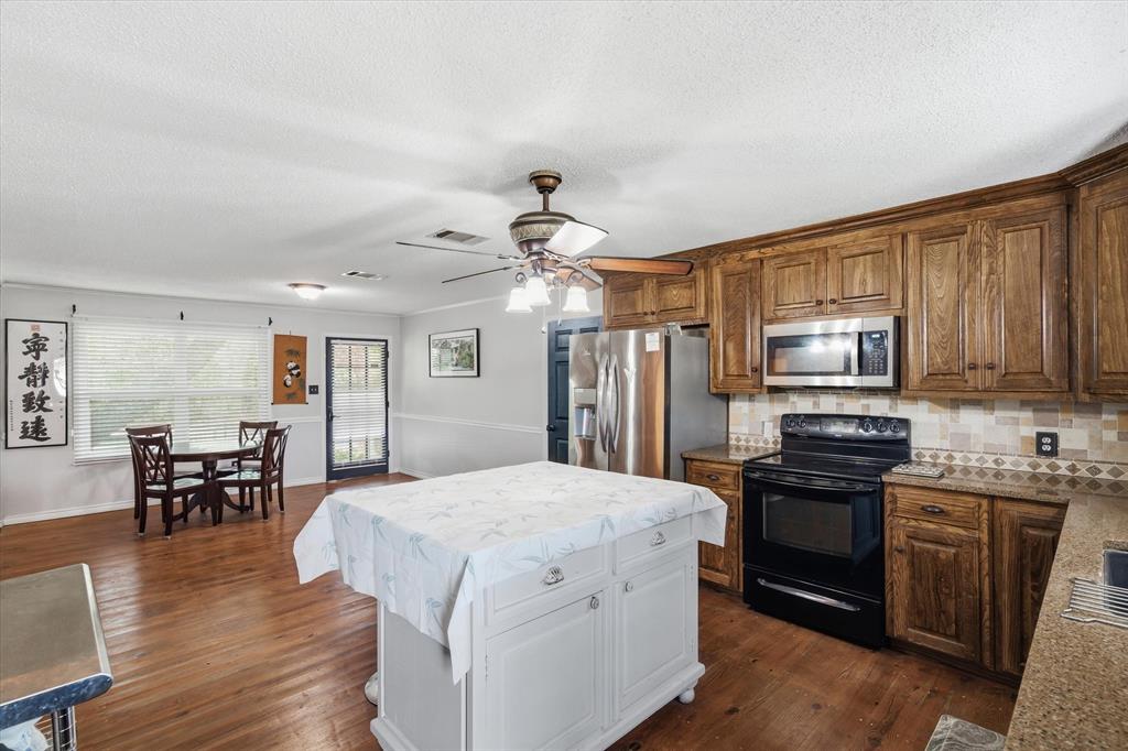 ABST: 200, SUR: W M DRODDY - Residential