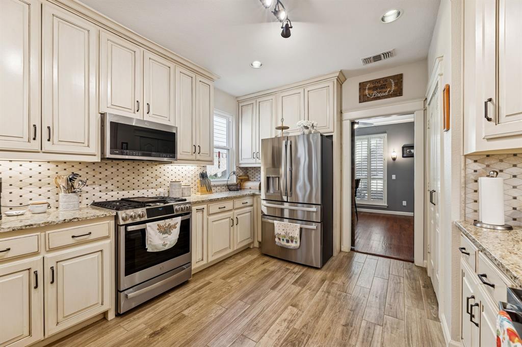 Regents Park - Residential