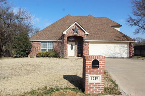 Photo of 1219 Prairie Wind Boulevard, Stephenville, TX 76401 (MLS # 21313028)