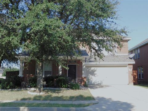 Property photo of 316 Hummingbird Drive, Little Elm, TX 75068