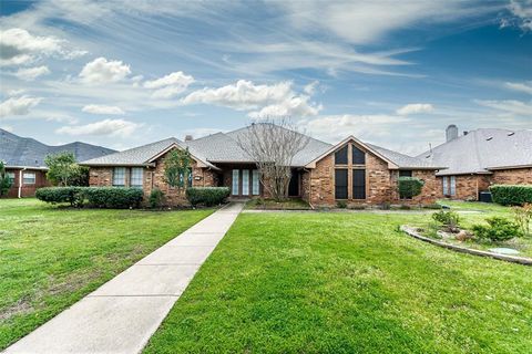 Photo of 4102 Sonora Drive, Plano, TX 75074 (MLS # 21100818) Photo of 4102 Sonora Drive, Plano, TX 75074 (MLS # 21100818)