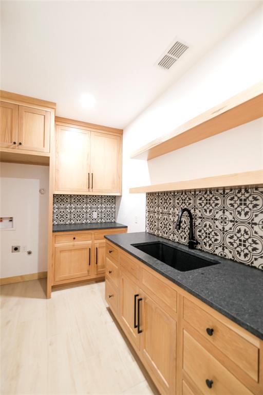 sportsmans world - Residential