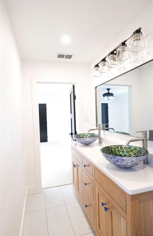 sportsmans world - Residential