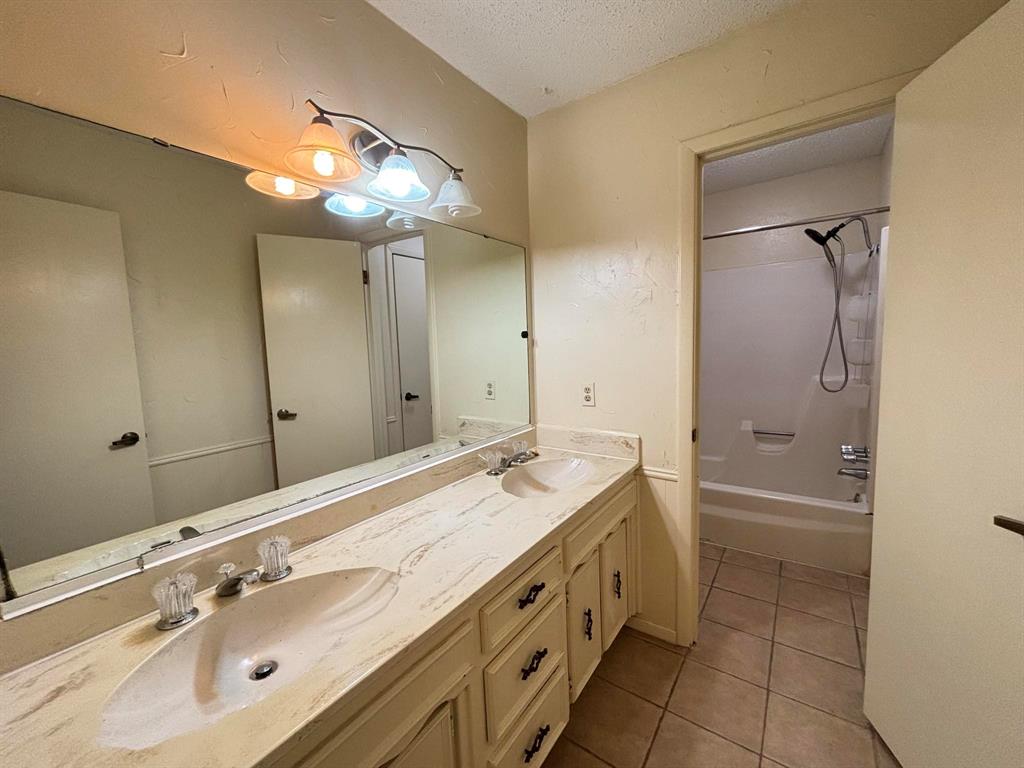 Meadow Park Estates Add - Residential