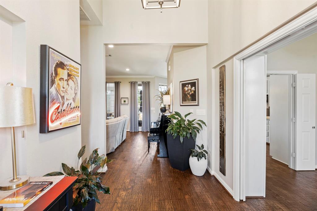 10913 Richard Circle