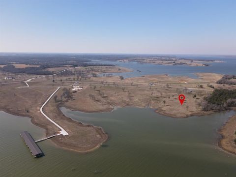 552 Lakeshore Lane Windom TX 75492