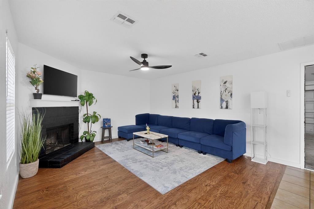 2316 White Oak Drive