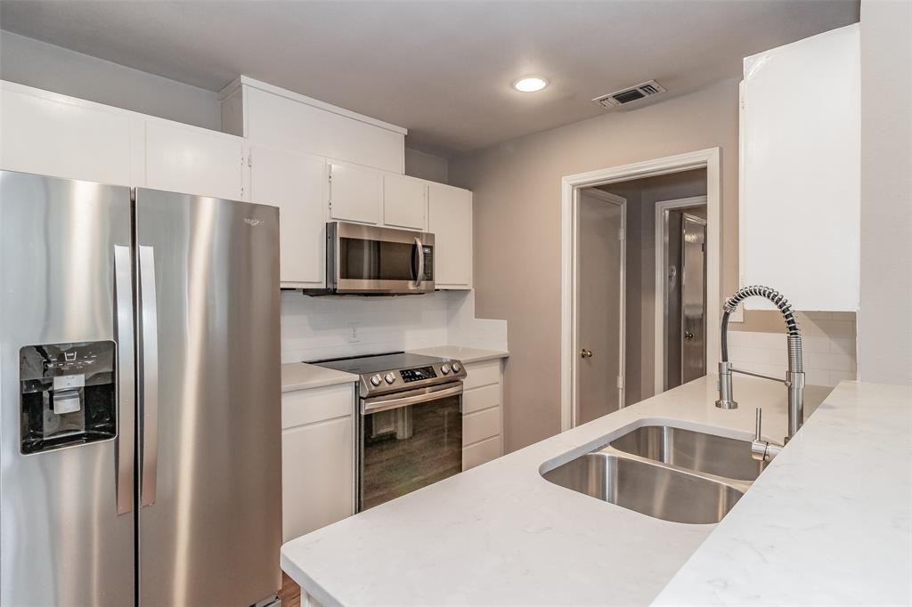 Chamberlain Arlington Heights 1st - Residential Lease