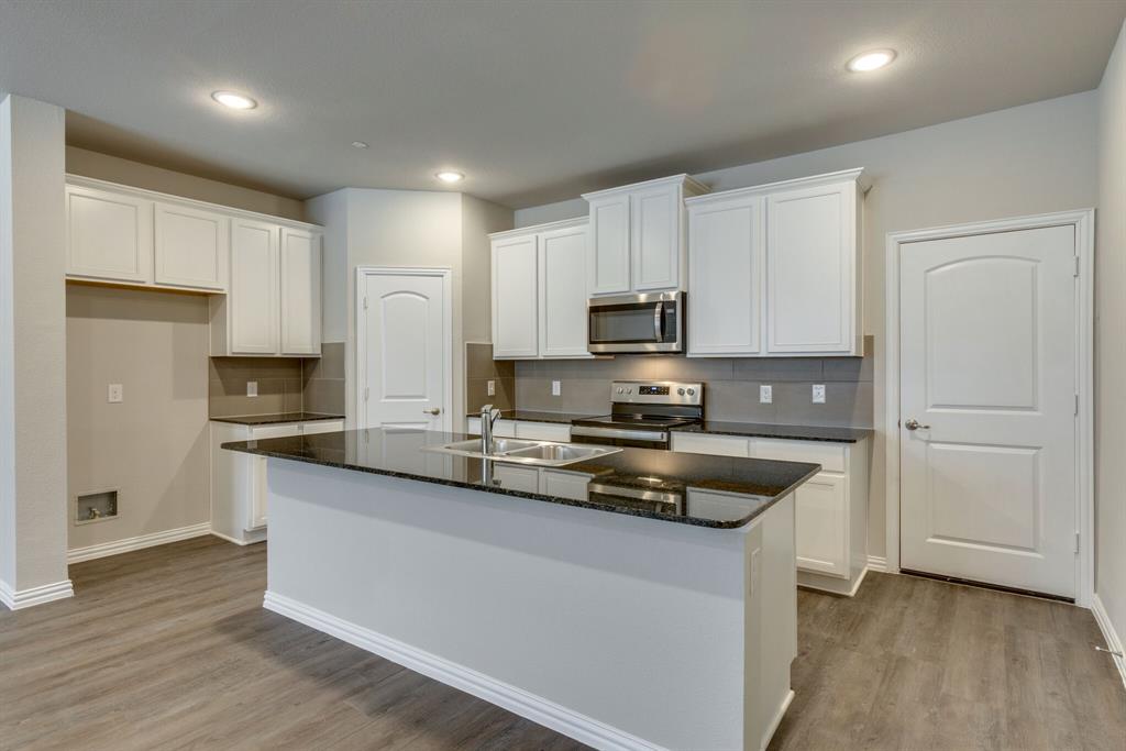 Cloverleaf - Residential Lease