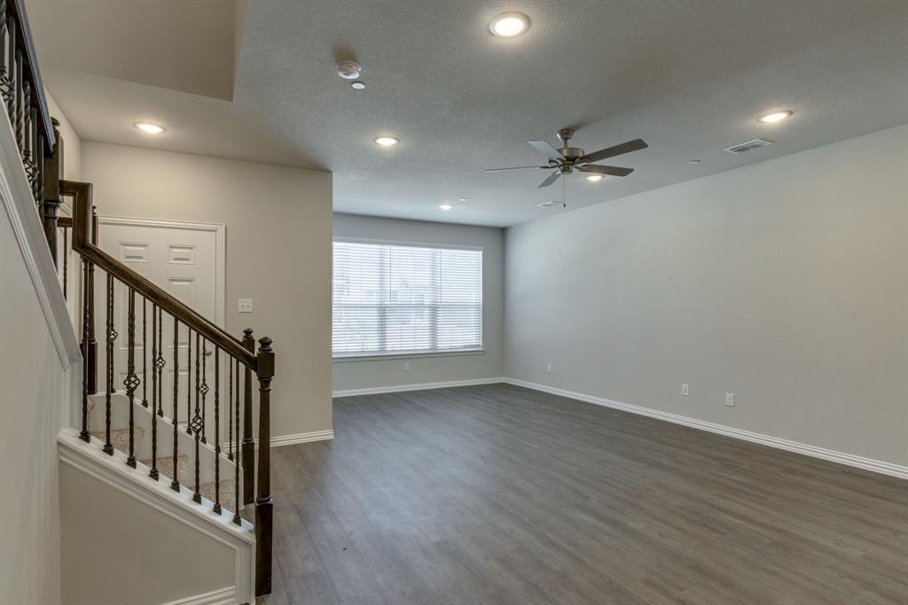 Cloverleaf - Residential Lease