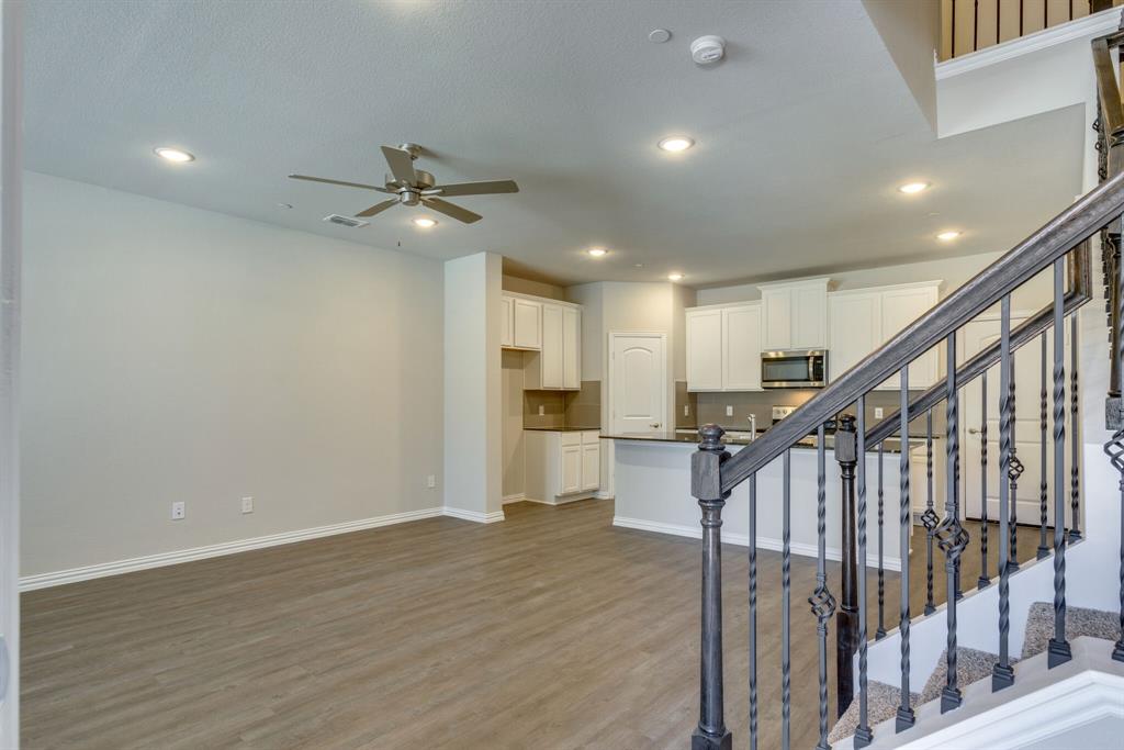 Cloverleaf - Residential Lease