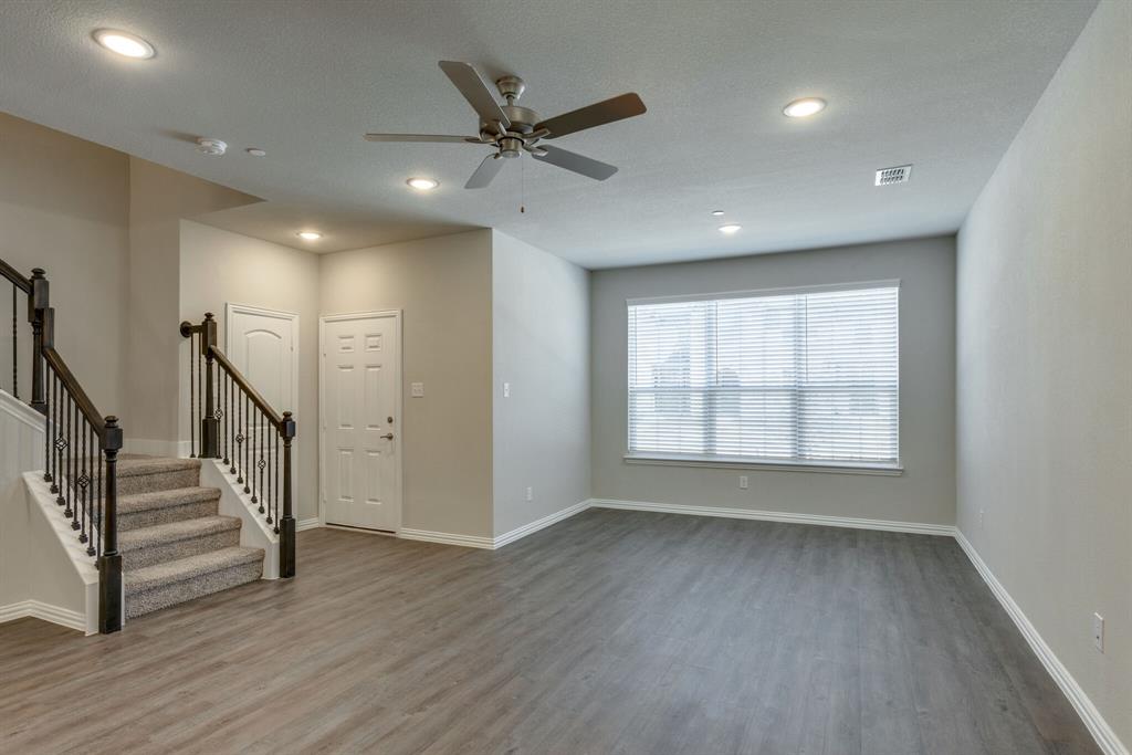 Cloverleaf - Residential Lease