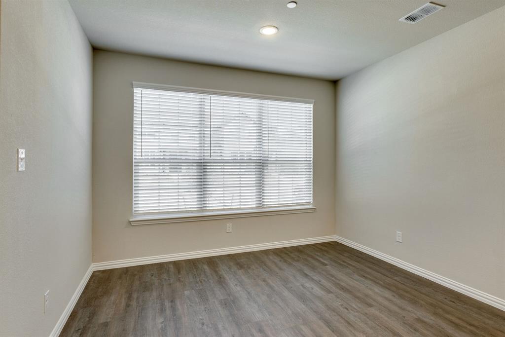 Cloverleaf - Residential Lease