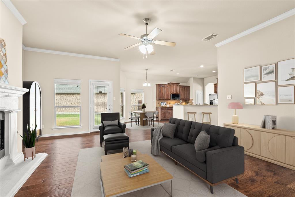 1825 Sanderlain Lane