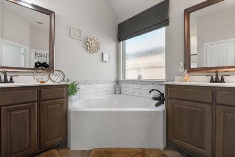 Tiny photo for 118 Basswood Drive, Red Oak, TX 75154 (MLS # 21209908)