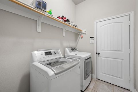 Tiny photo for 118 Basswood Drive, Red Oak, TX 75154 (MLS # 21209908)