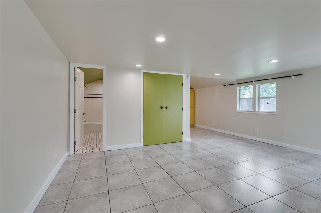 Winnetka Heights Add - Residential Lease