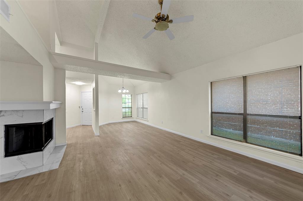 Los Altos 01 - Residential