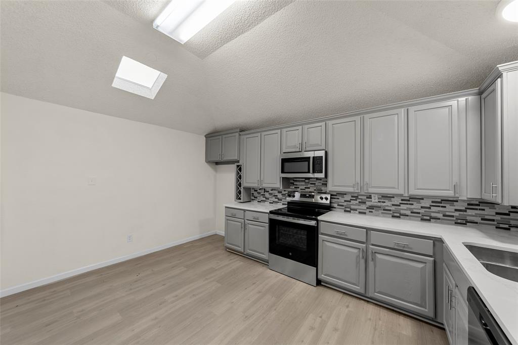 Los Altos 01 - Residential