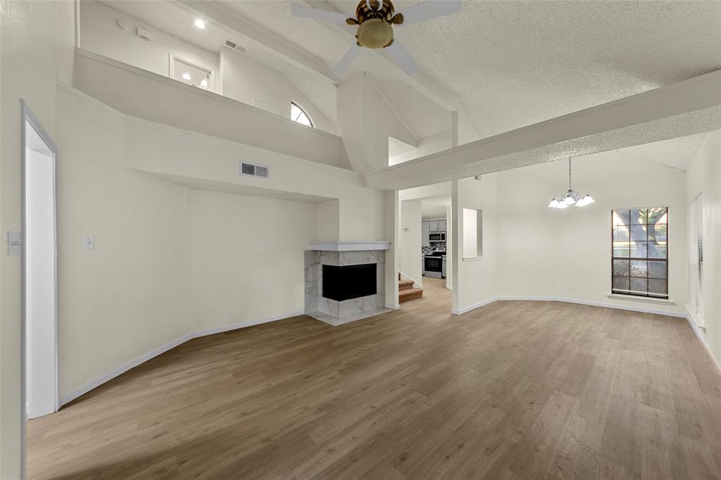 Los Altos 01 - Residential