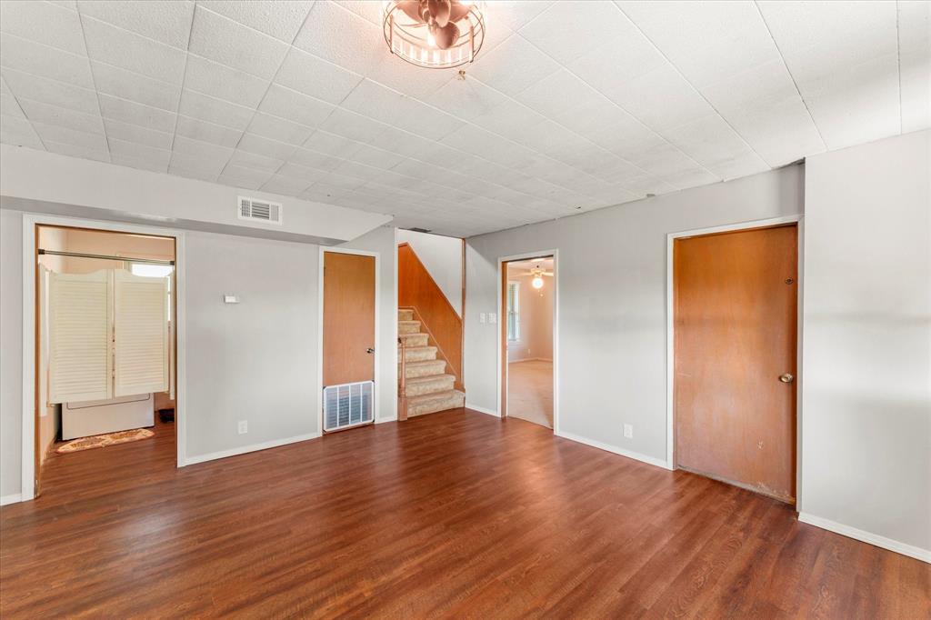 Jesse Kitchens - Residential