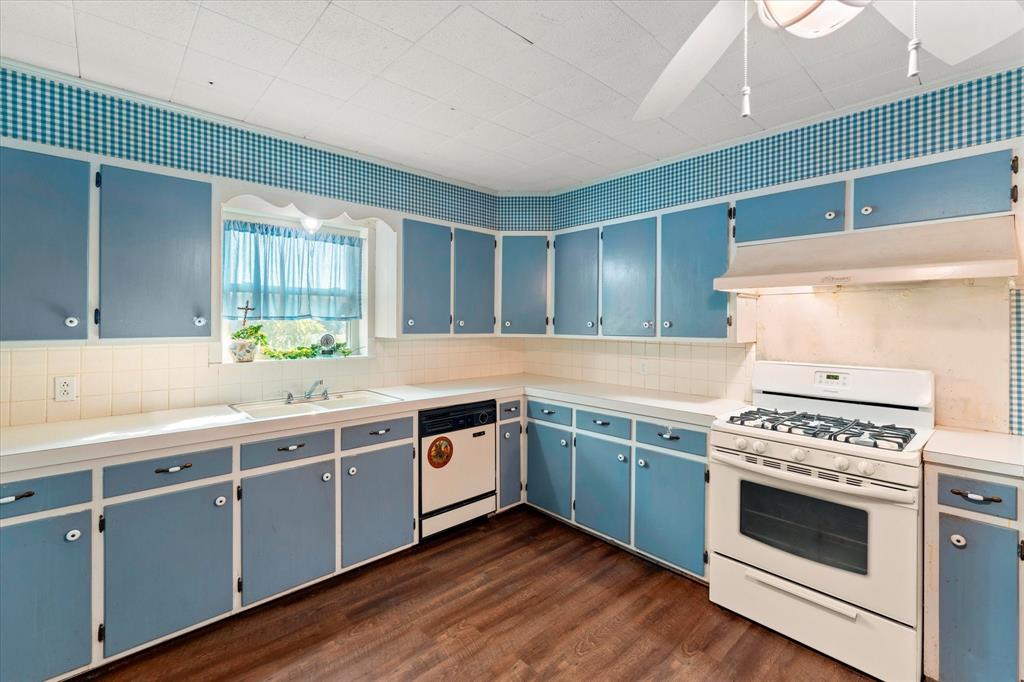 Jesse Kitchens - Residential