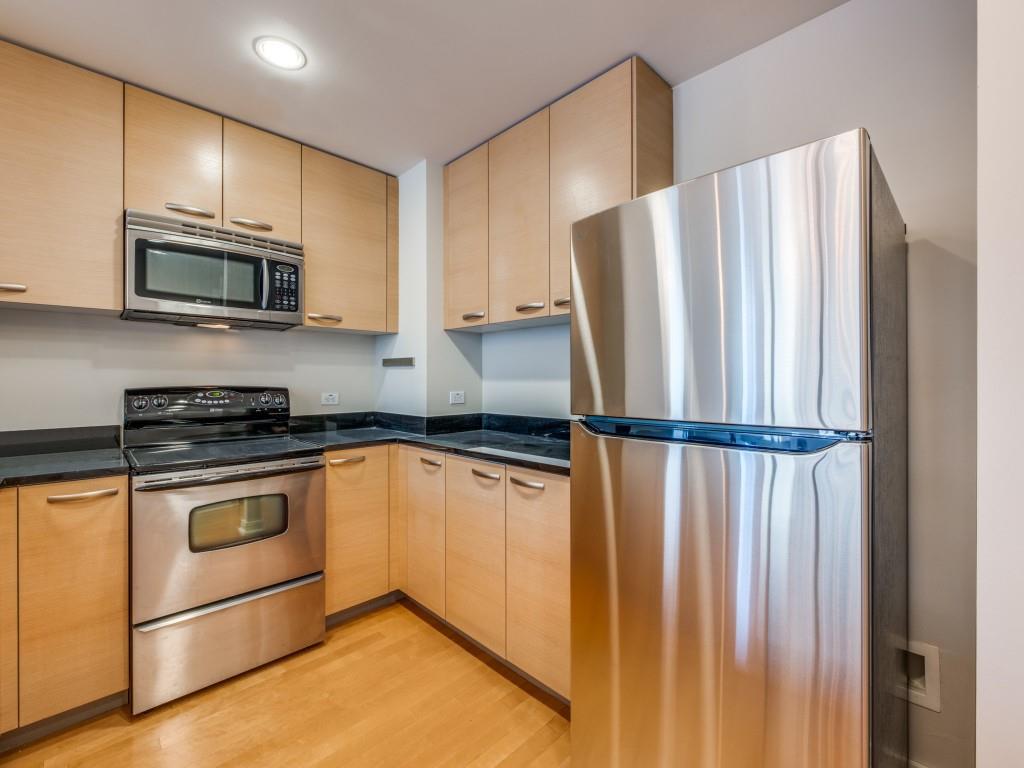 Metropolitan 1200 Main Street - Residential