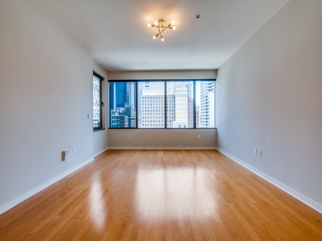 Metropolitan 1200 Main Street - Residential