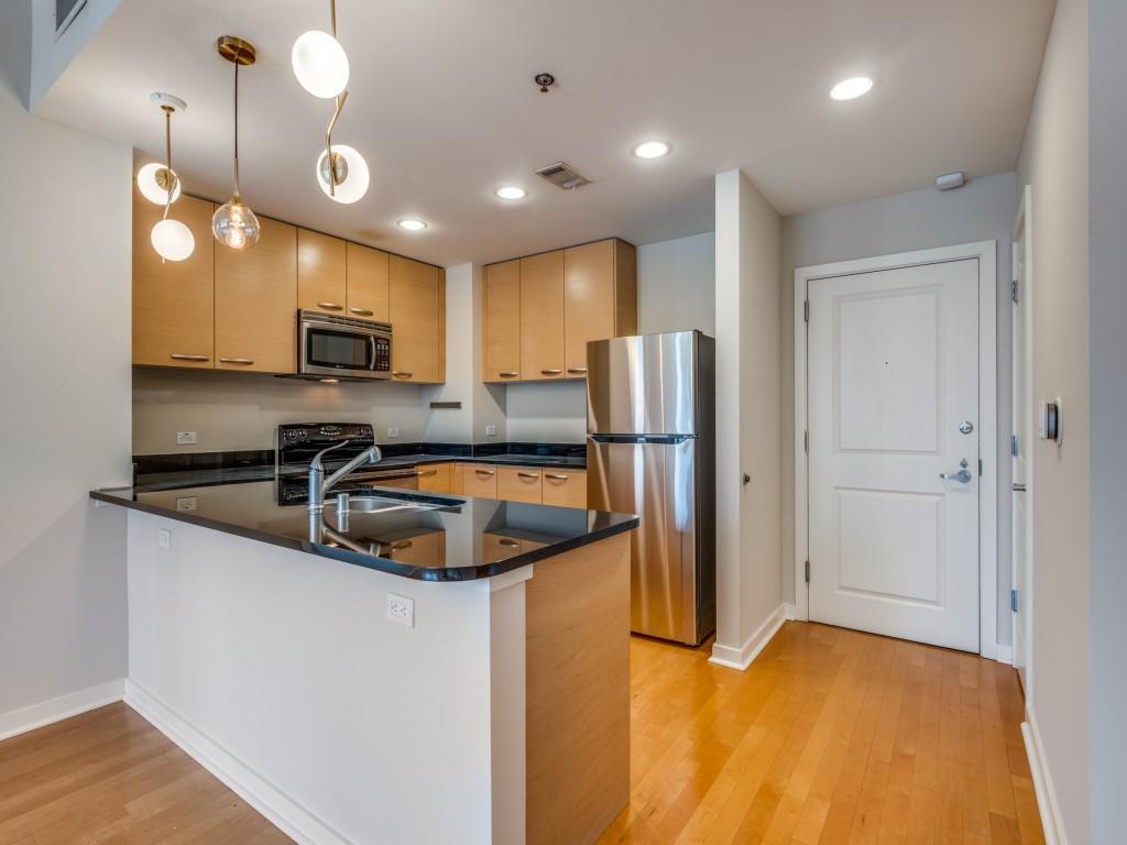 Metropolitan 1200 Main Street - Residential