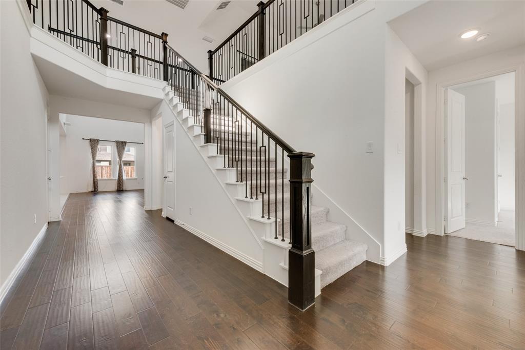 1628 Daisy Corner Drive