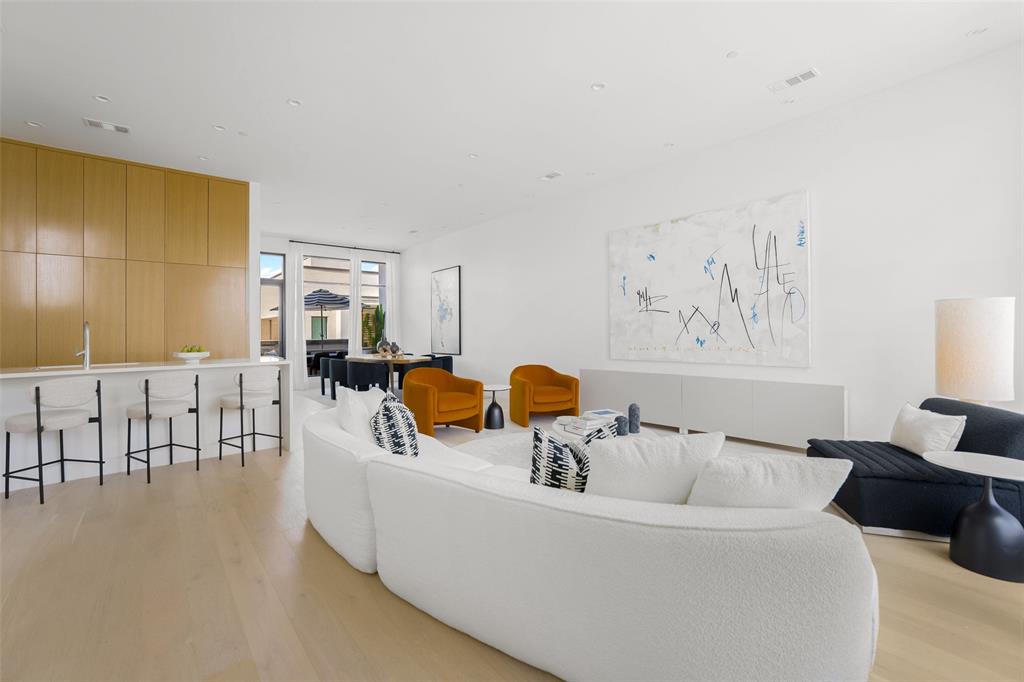 Kessler West Townhomes - Residential