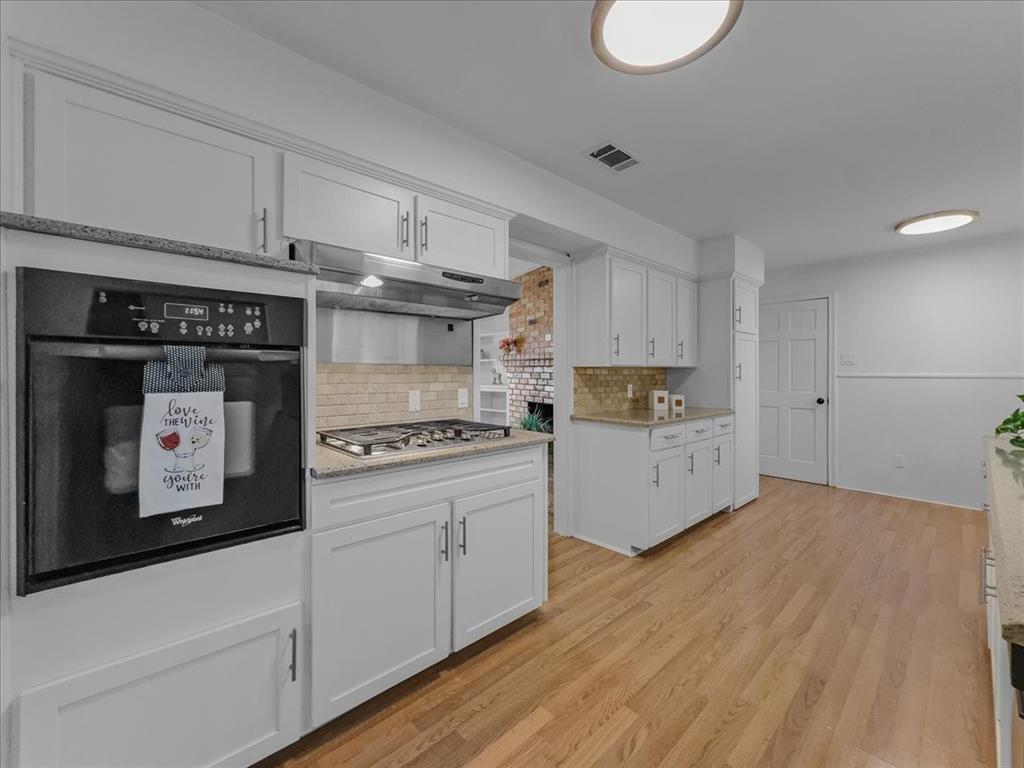 2709 Ripplewood Drive