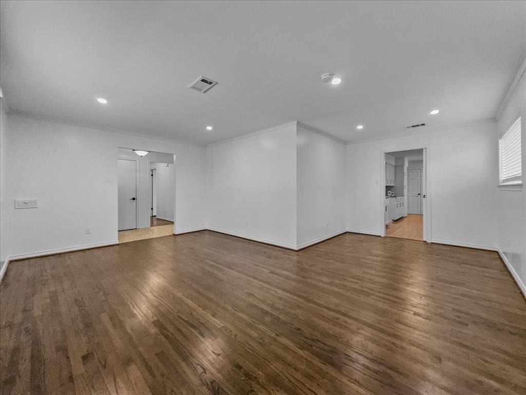 Eastwood 01 - Residential