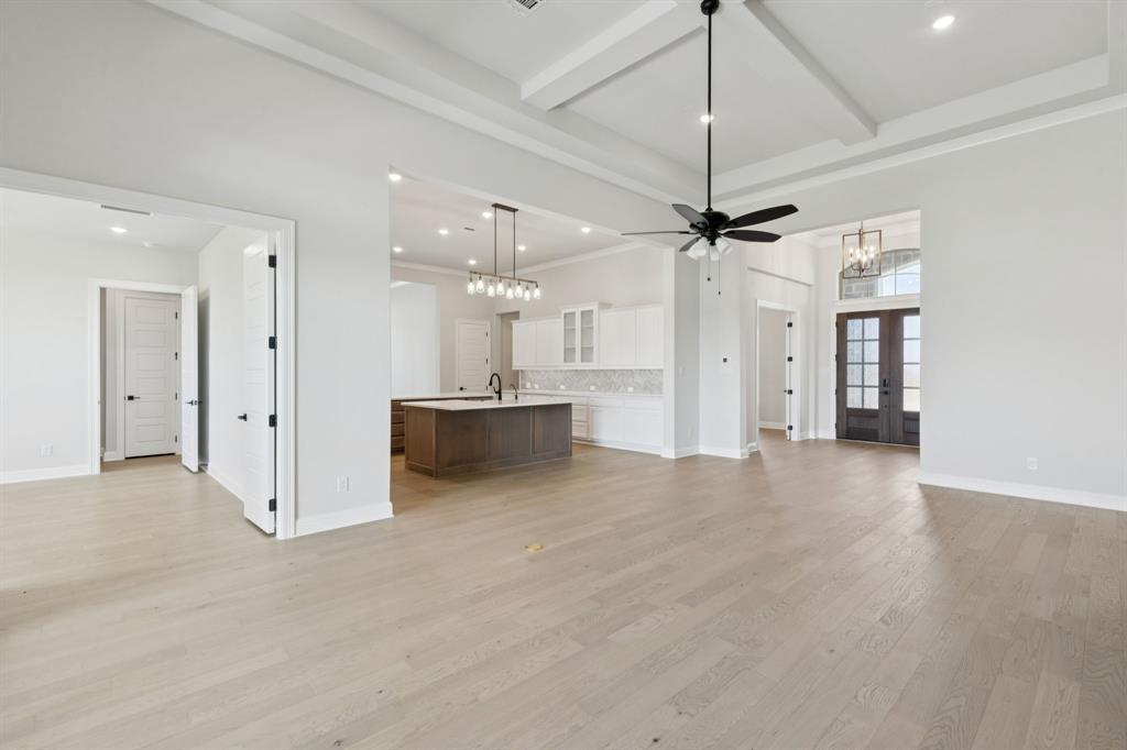 Lakeway Estates - Residential