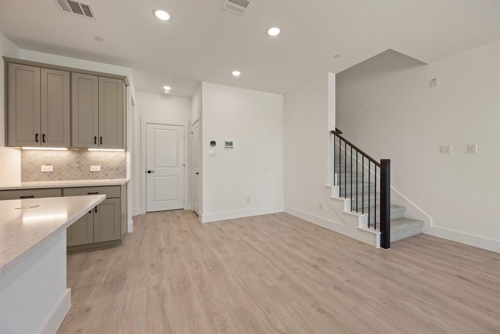 Mosaic - Residential