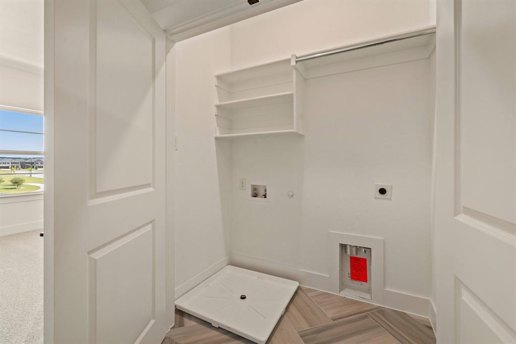 4513 Lamplights Drive