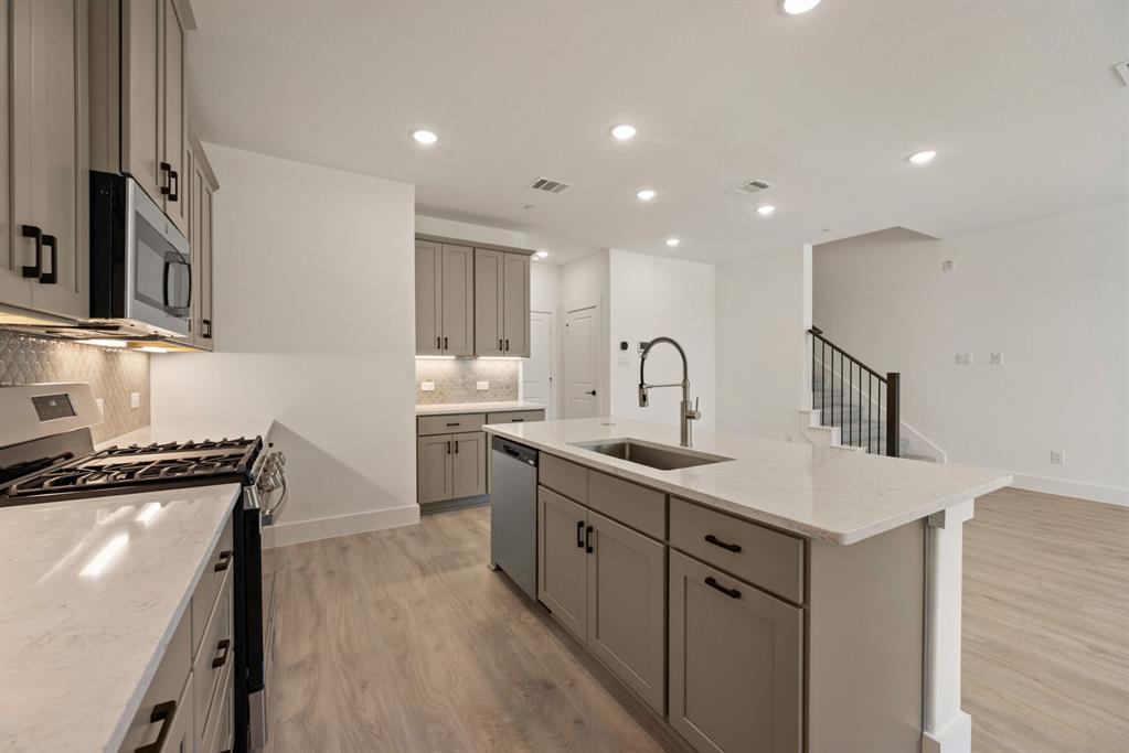 Mosaic - Residential