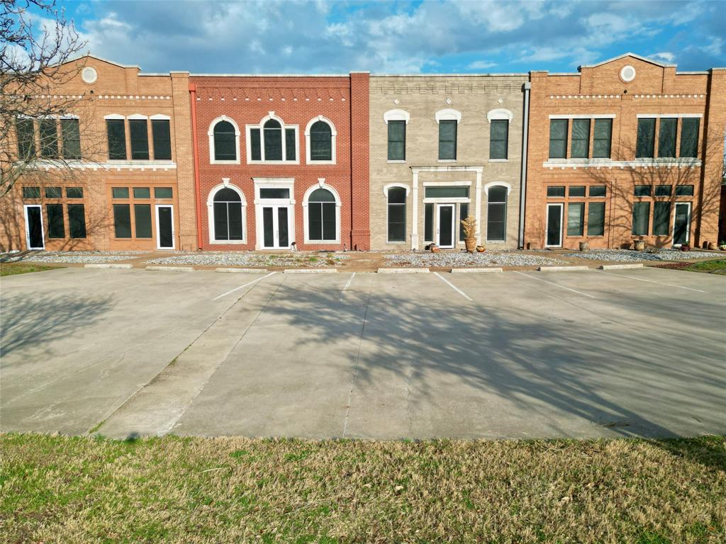 11351 Hilltop Road 103