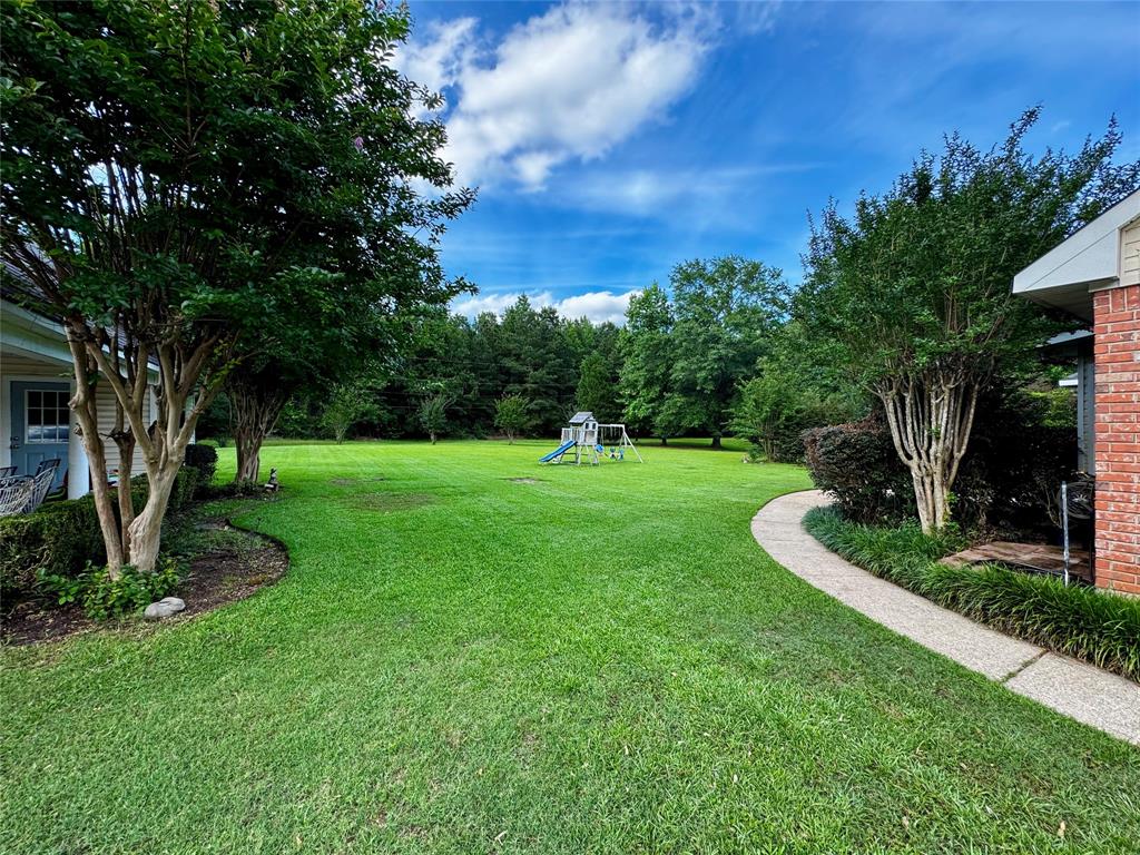 102 Pine Forest Circle