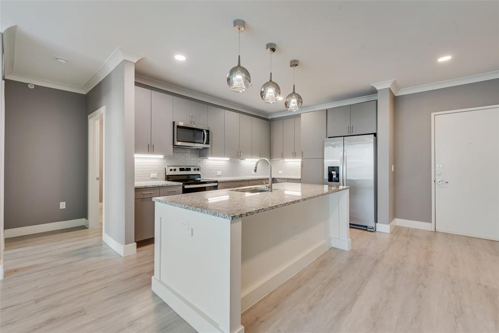 Sojurn At The Realm Condominiu - Residential Lease