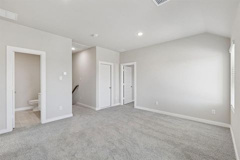 Tiny photo for 15008 Leighton Creek Court, Fort Worth, TX 76052 (MLS # 21341623)
