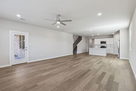 Tiny photo for 15008 Leighton Creek Court, Fort Worth, TX 76052 (MLS # 21341623)