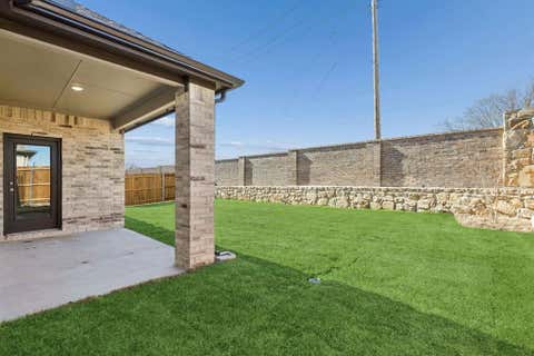Tiny photo for 15008 Leighton Creek Court, Fort Worth, TX 76052 (MLS # 21341623)