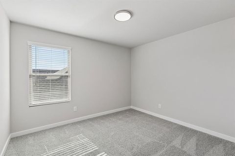 Tiny photo for 15008 Leighton Creek Court, Fort Worth, TX 76052 (MLS # 21341623)