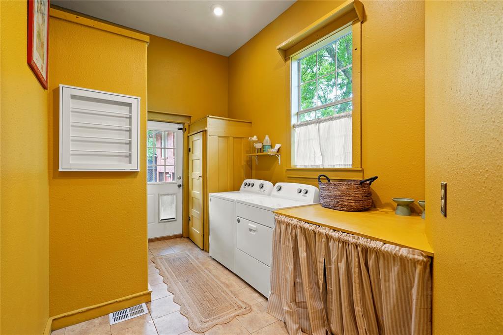 Northeast Corner - Residential