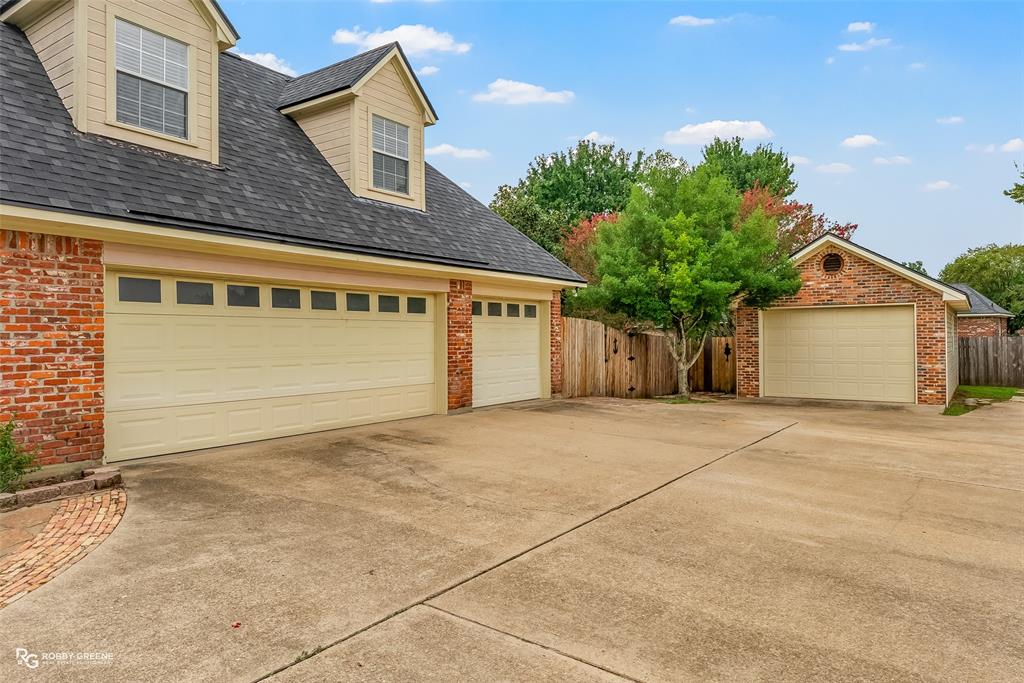 347 Crosscreek Drive