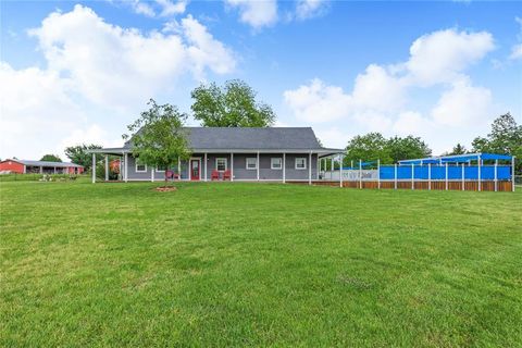 1570 County Road 1144 Point TX 75472