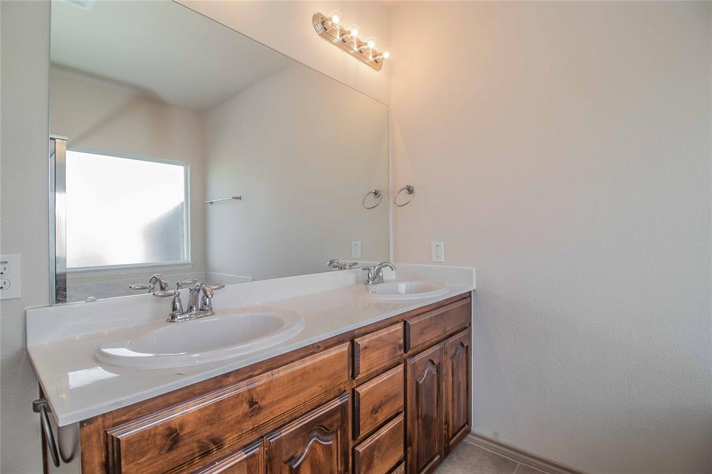 West Bend South - Residential Lease